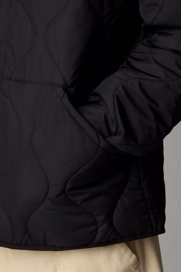 The North Face Mens Ampato Quilted Liner Jacket